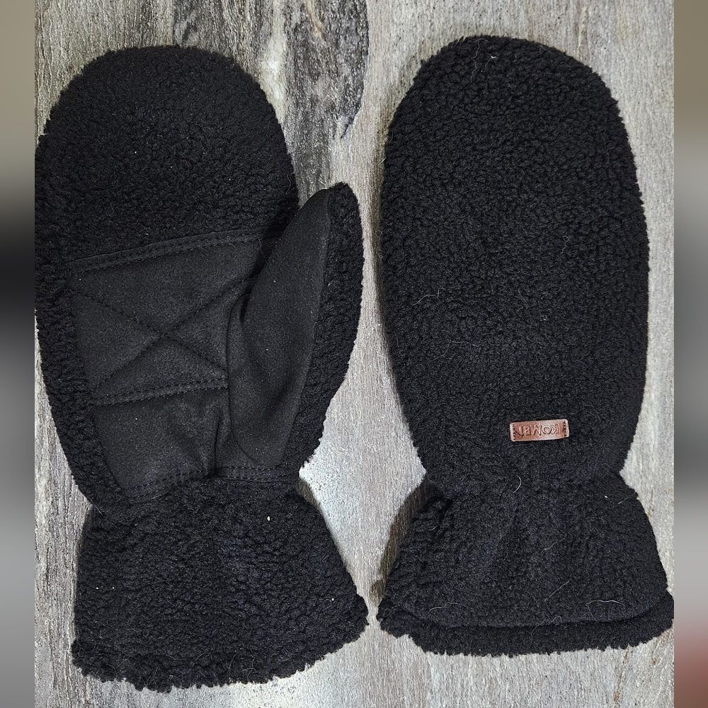Sherpa mittens